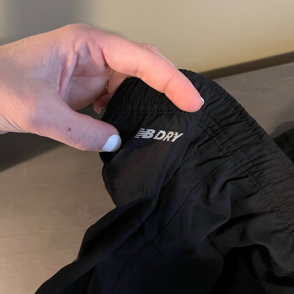 New Balance Mens Accelerate 5 in Shorts 4XL - Picture 5 of 8